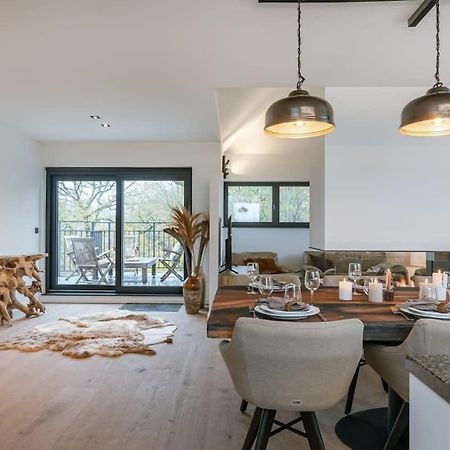 בירנם Huswell - Luxurious Apartment With Parking מראה חיצוני תמונה