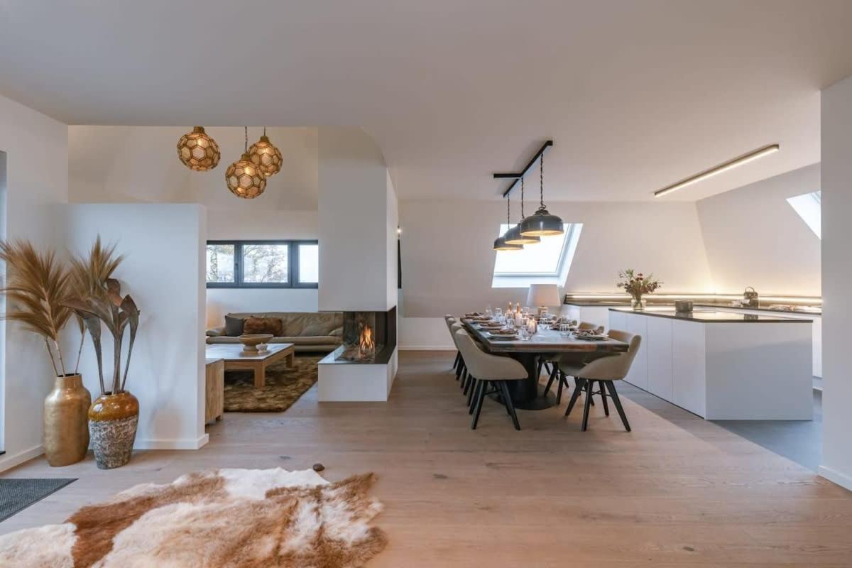 בירנם Huswell - Luxurious Apartment With Parking מראה חיצוני תמונה