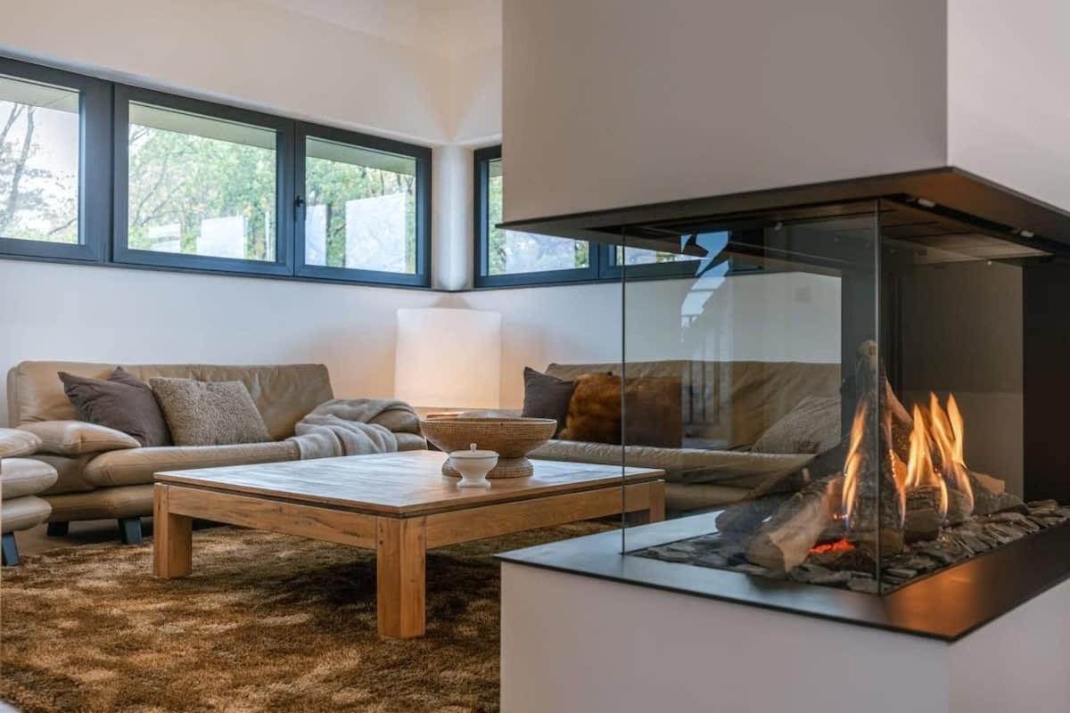 בירנם Huswell - Luxurious Apartment With Parking מראה חיצוני תמונה
